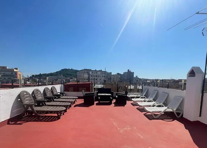 Youth Hostel - Central And Basic Drassanes