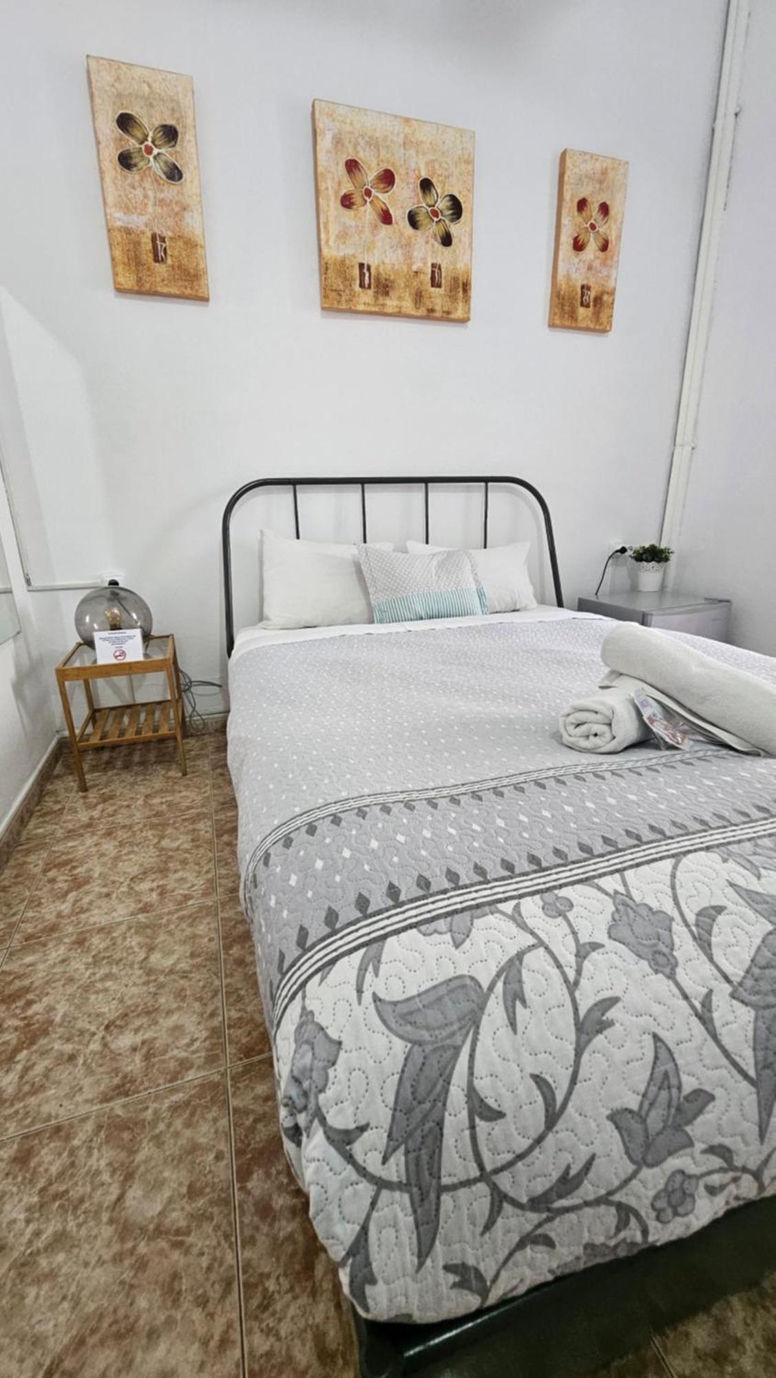 Guest house Youth - And Basic Drassanes Barcelona