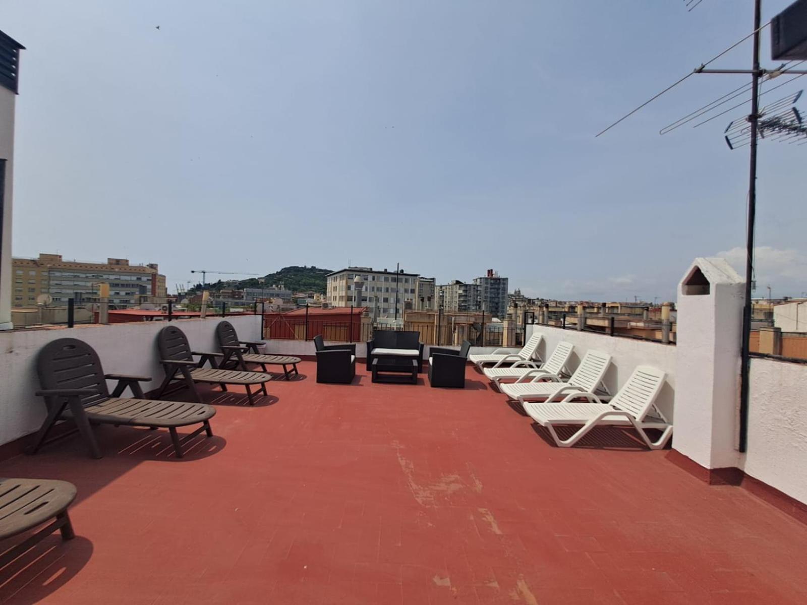 Youth - And Basic Drassanes Guest house 2*